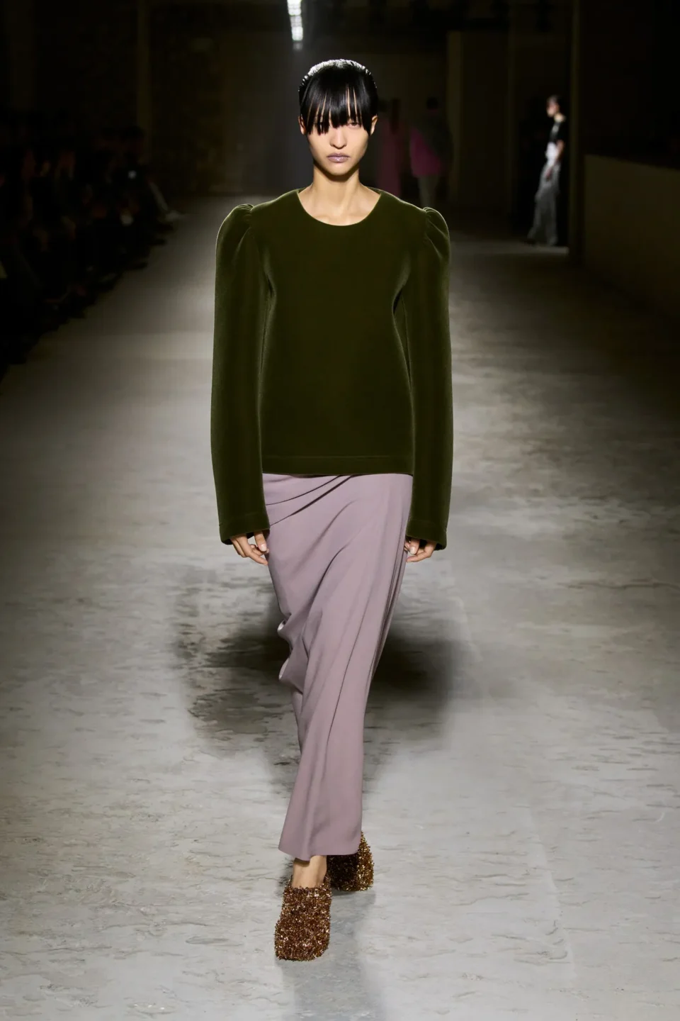 00060-dries-van-noten-fall-2024-ready-to-wear-credit-gorunway