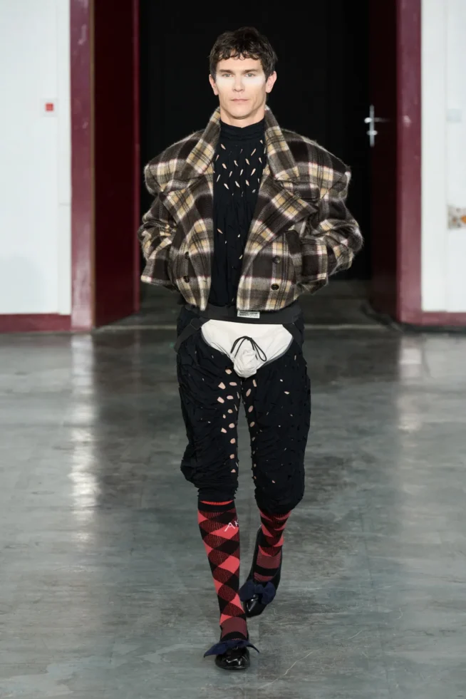 00002-andrea-kronthaler-for-vivienne-westwood-fall-2024-ready-to-wear-credit-gorunway