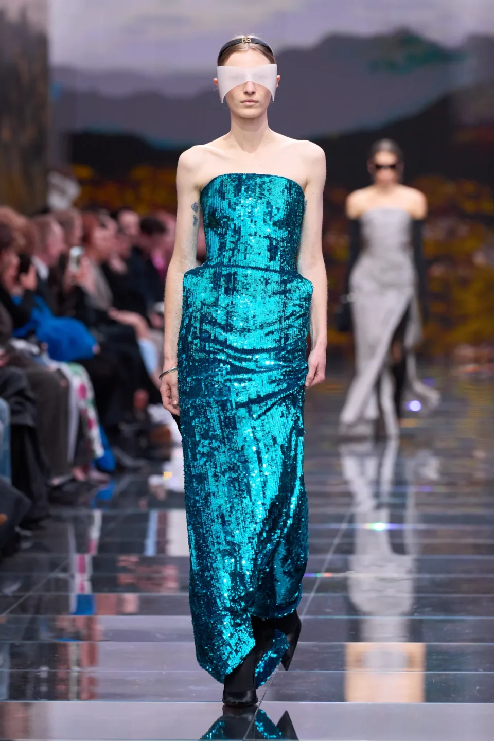 00003-balenciaga-fall-2024-ready-to-wear-credit-gorunway