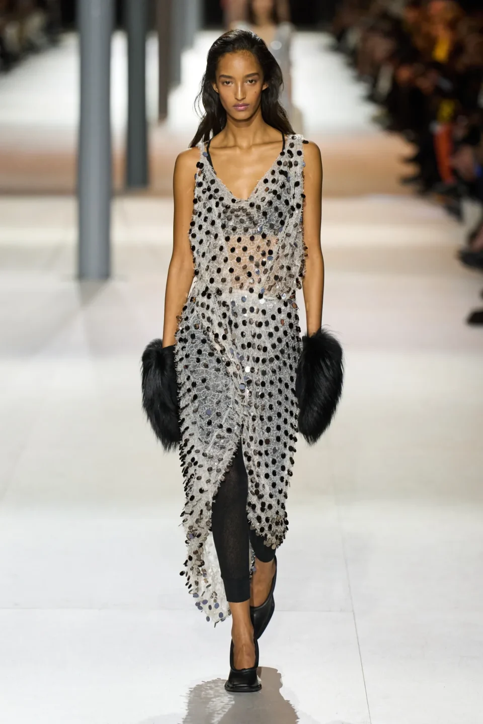 00004-louis-vuitton-fall-2024-ready-to-wear-credit-gorunway