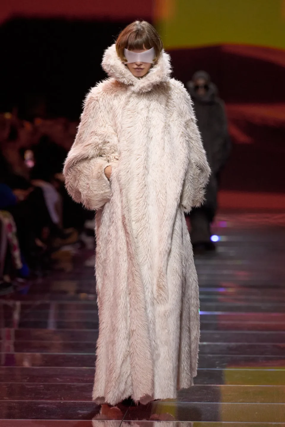 00005-balenciaga-fall-2024-ready-to-wear-credit-gorunway