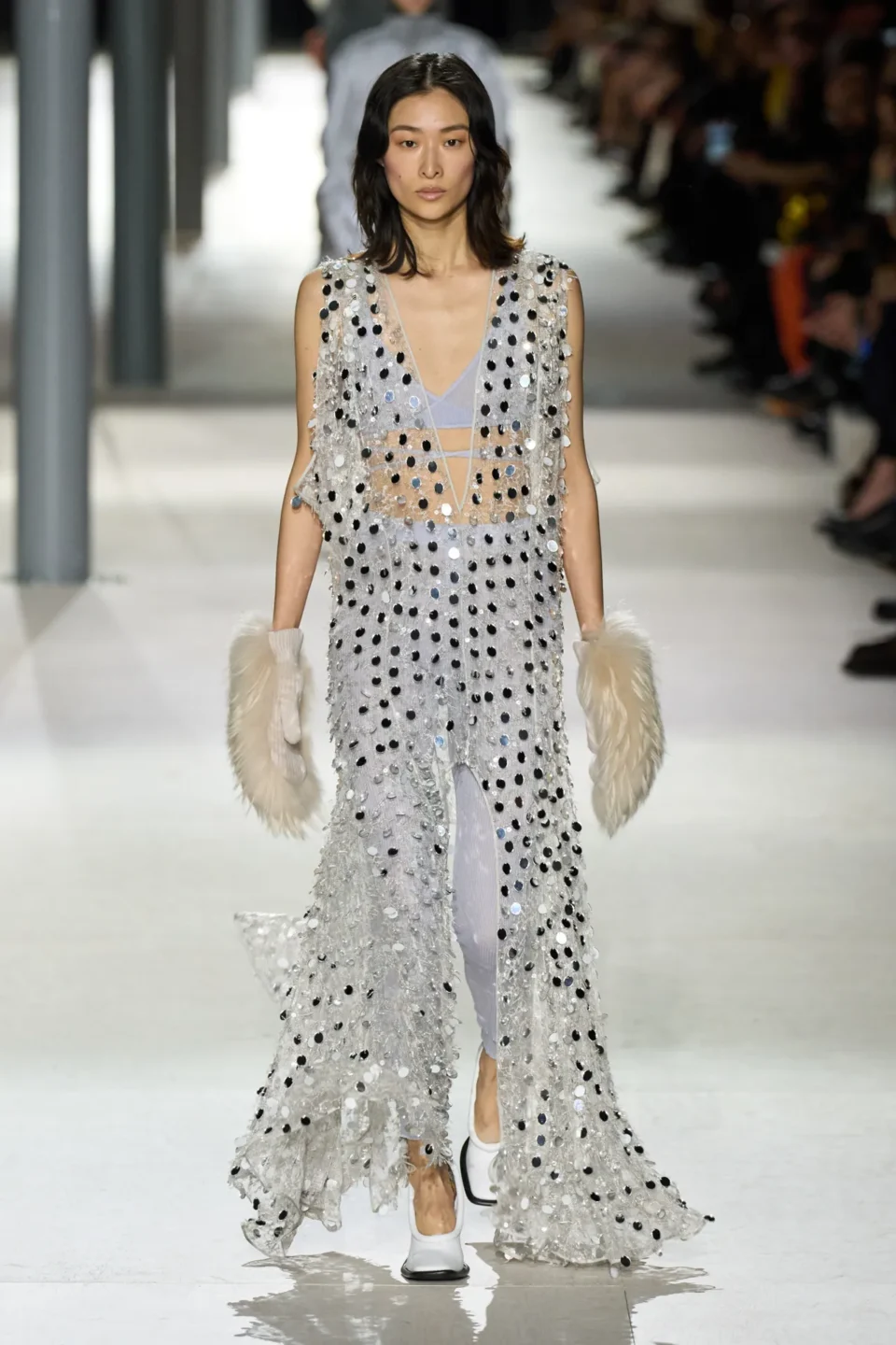 00005-louis-vuitton-fall-2024-ready-to-wear-credit-gorunway