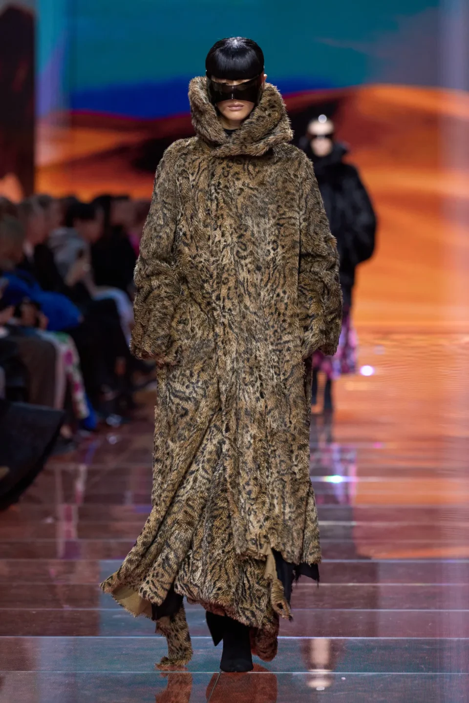 00007-balenciaga-fall-2024-ready-to-wear-credit-gorunway