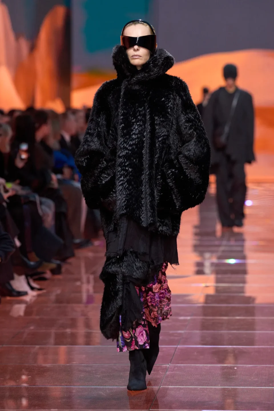 00008-balenciaga-fall-2024-ready-to-wear-credit-gorunway