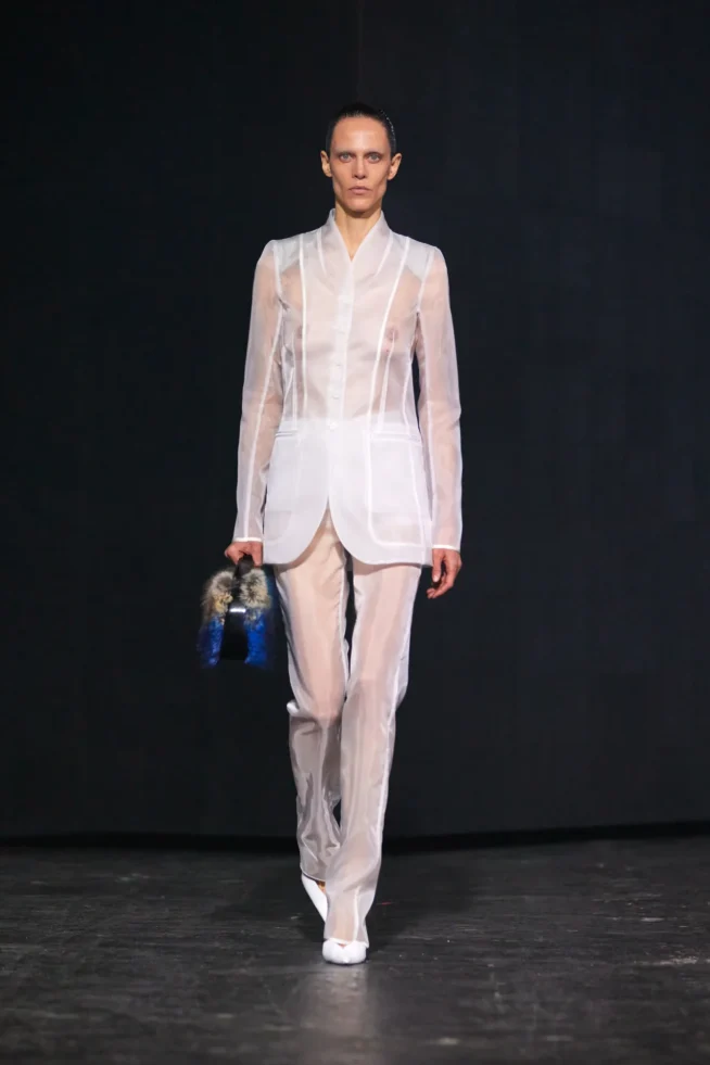 00008-coperni-fall-2024-ready-to-wear-credit-brand