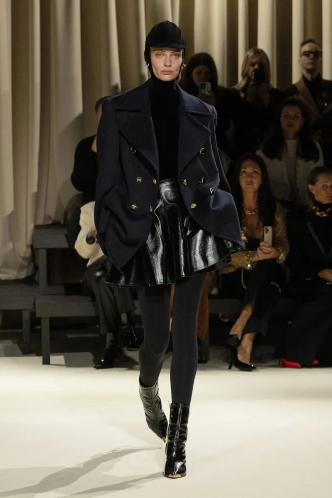 00009-schiaparelli-fall-2024-ready-to-wear-credit-brand