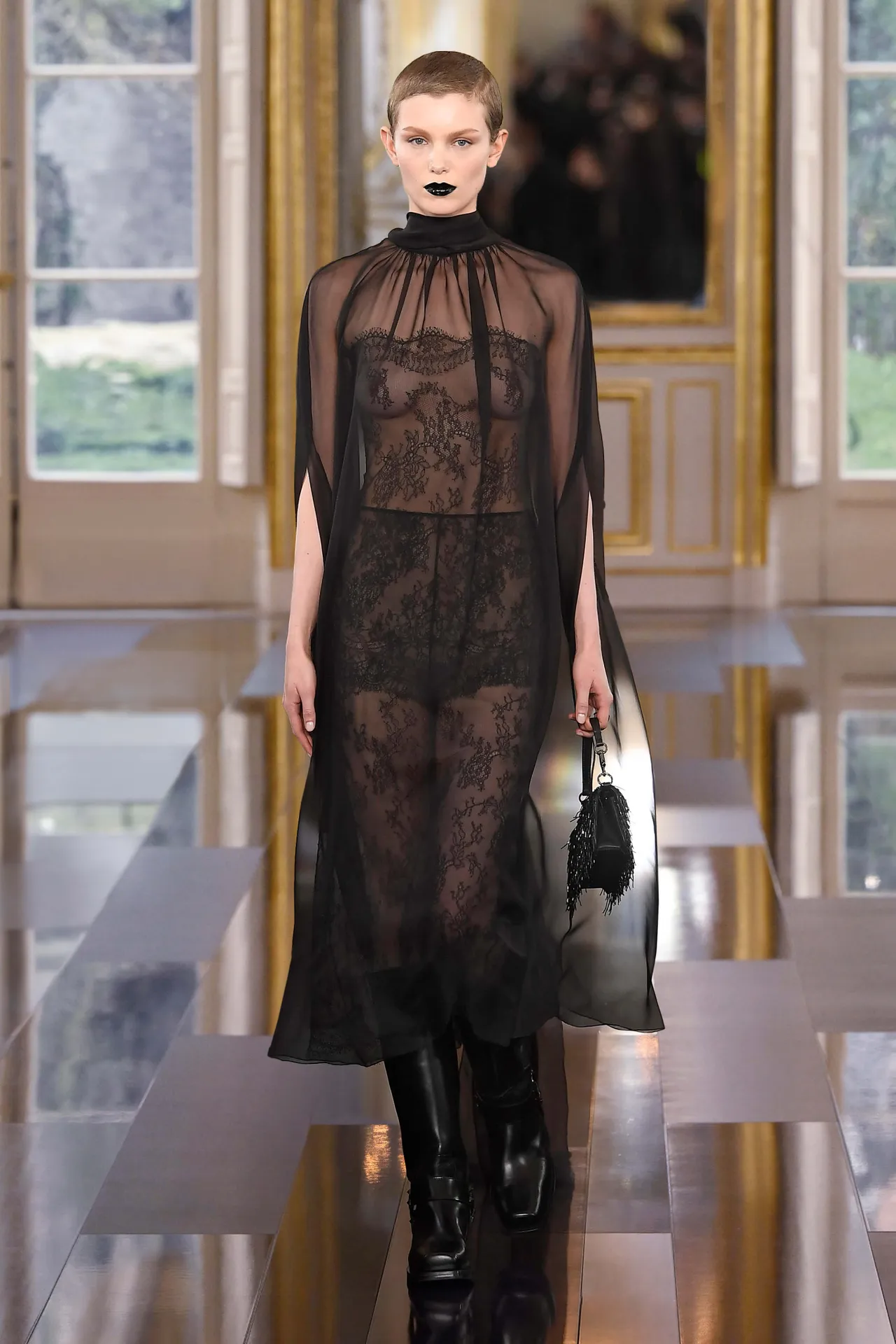00009-valentino-fall-2024-ready-to-wear-credit-brand