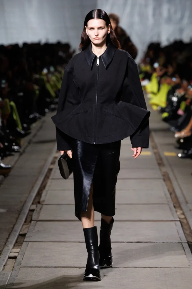 00014-alexander-mcqueen-fall-2024-ready-to-wear-credit-brand
