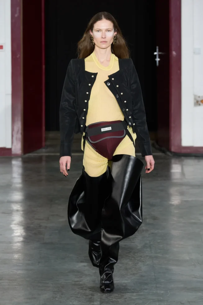 00014-andrea-kronthaler-for-vivienne-westwood-fall-2024-ready-to-wear-credit-gorunway