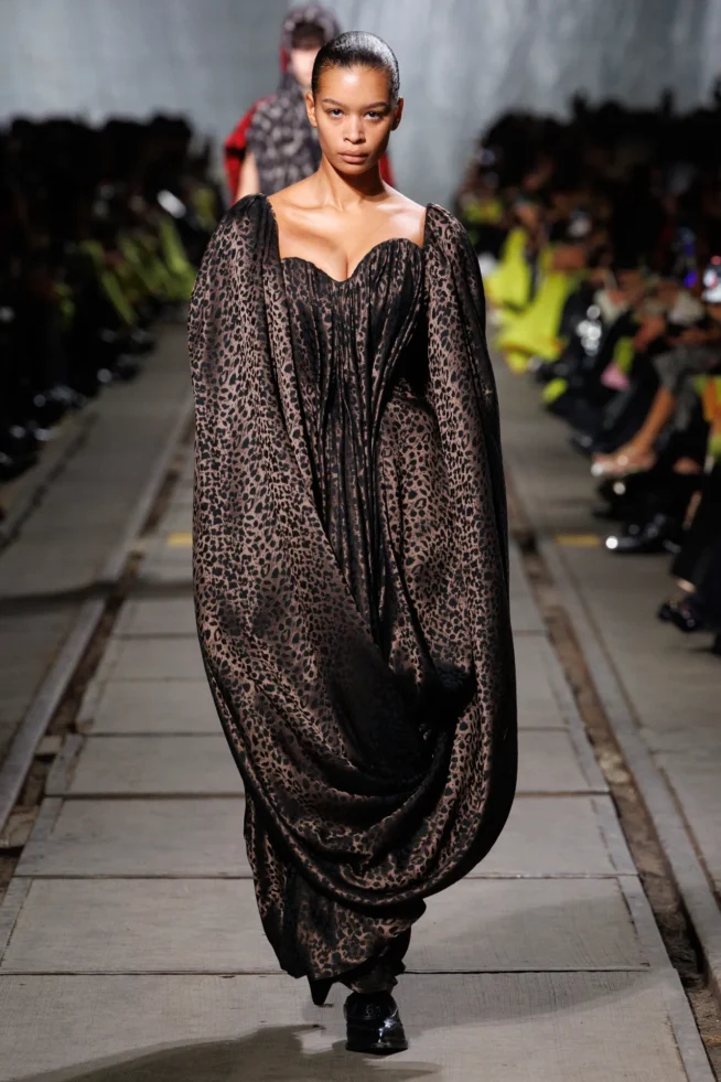 00017-alexander-mcqueen-fall-2024-ready-to-wear-credit-brand