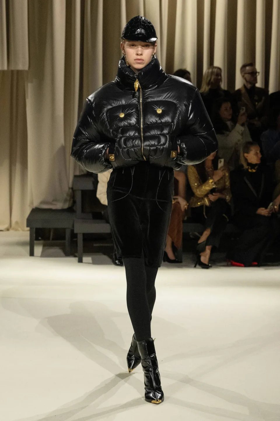 00018-schiaparelli-fall-2024-ready-to-wear-credit-brand