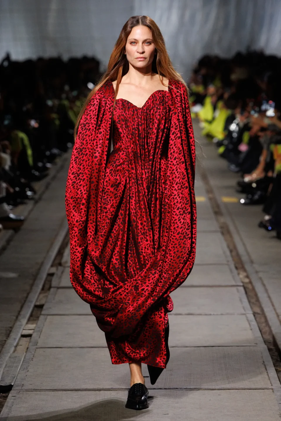 00019-alexander-mcqueen-fall-2024-ready-to-wear-credit-brand