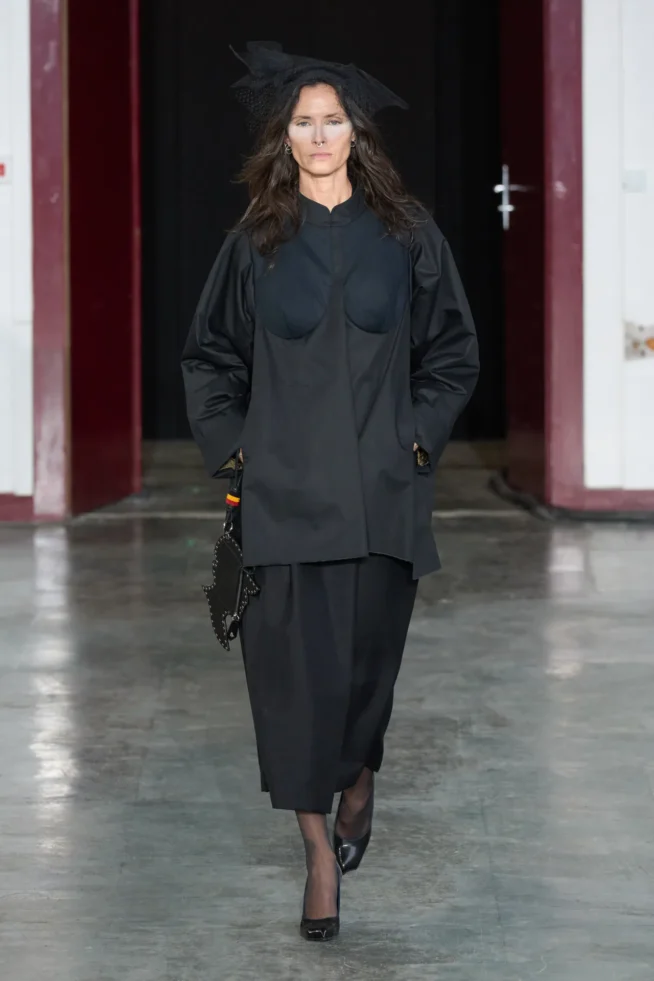 00019-andrea-kronthaler-for-vivienne-westwood-fall-2024-ready-to-wear-credit-gorunway