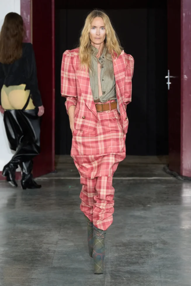 00021-andrea-kronthaler-for-vivienne-westwood-fall-2024-ready-to-wear-credit-gorunway