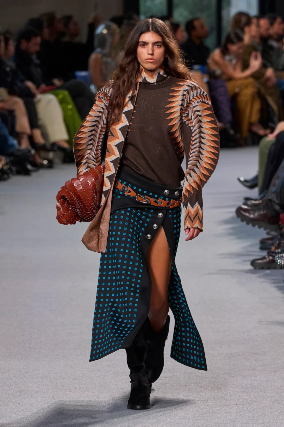 00021-rabanne-fall-2024-ready-to-wear-credit-gorunway