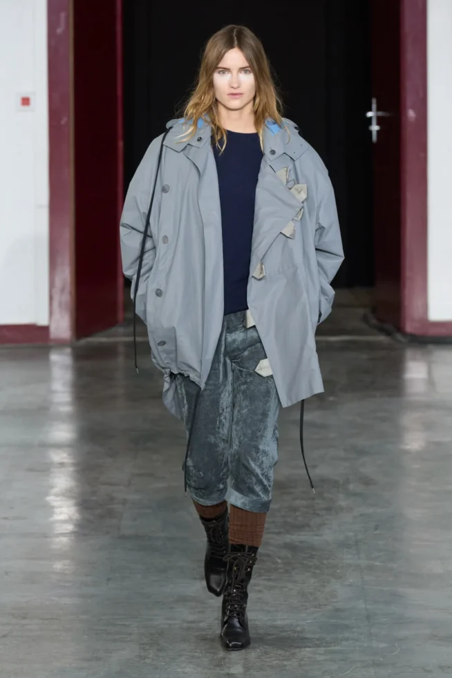 00024-andrea-kronthaler-for-vivienne-westwood-fall-2024-ready-to-wear-credit-gorunway