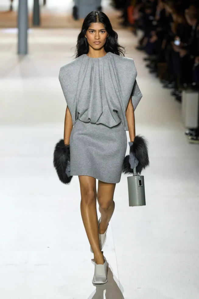 00024-louis-vuitton-fall-2024-ready-to-wear-credit-gorunway