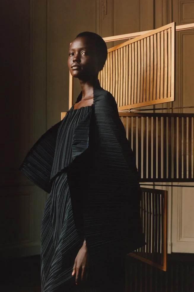 00024-the-row-resort-2024-ready-to-wear-credit-brand