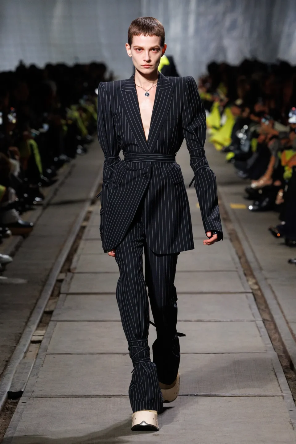 00027-alexander-mcqueen-fall-2024-ready-to-wear-credit-brand