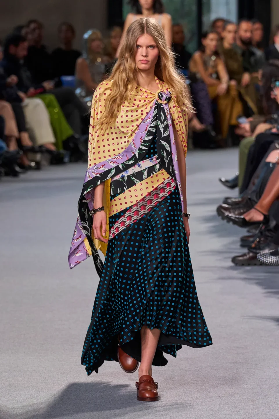 00027-rabanne-fall-2024-ready-to-wear-credit-gorunway