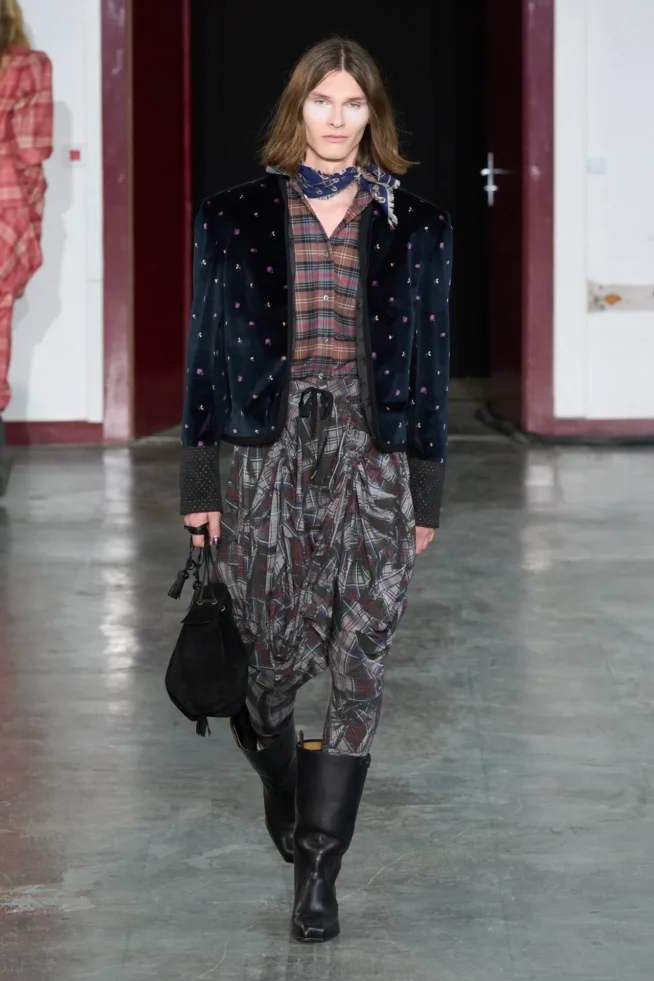 00028-andrea-kronthaler-for-vivienne-westwood-fall-2024-ready-to-wear-credit-gorunway