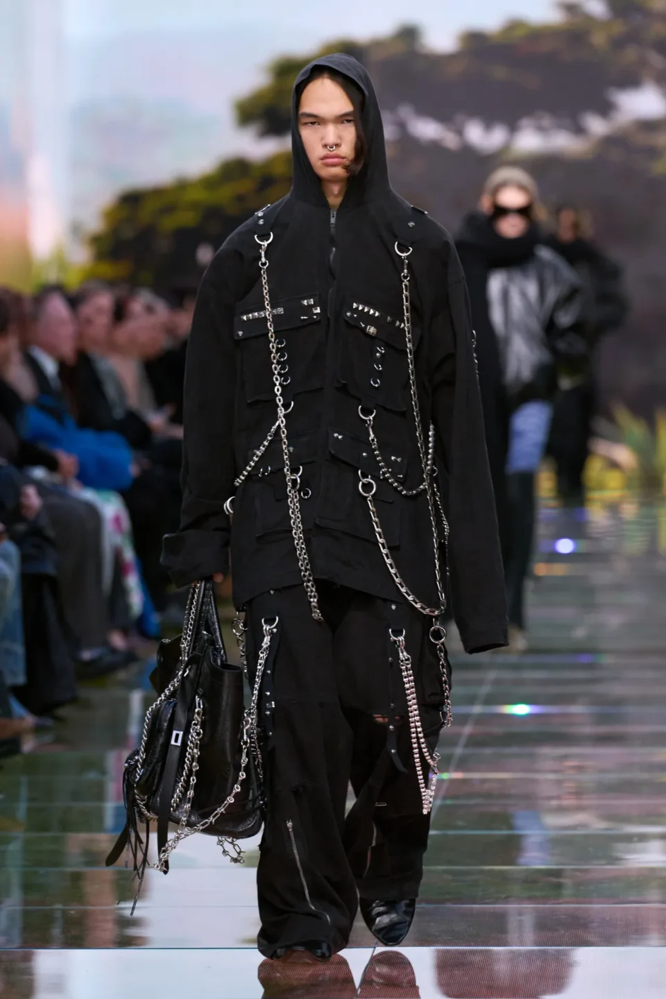 00029-balenciaga-fall-2024-ready-to-wear-credit-gorunway
