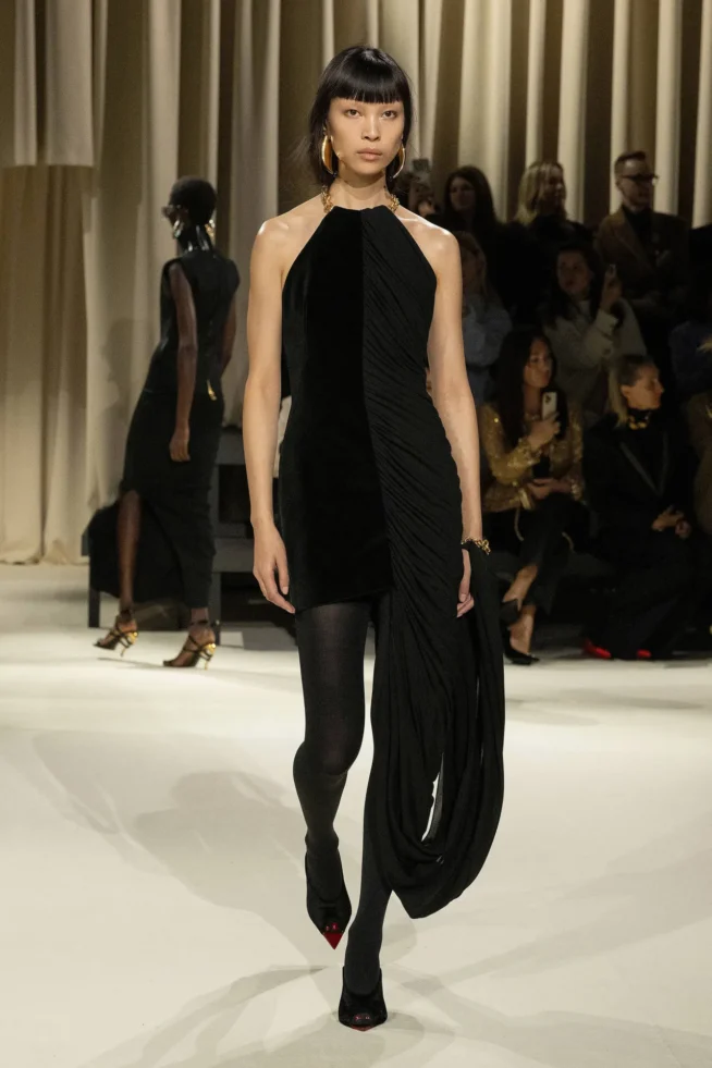 00032-schiaparelli-fall-2024-ready-to-wear-credit-brand