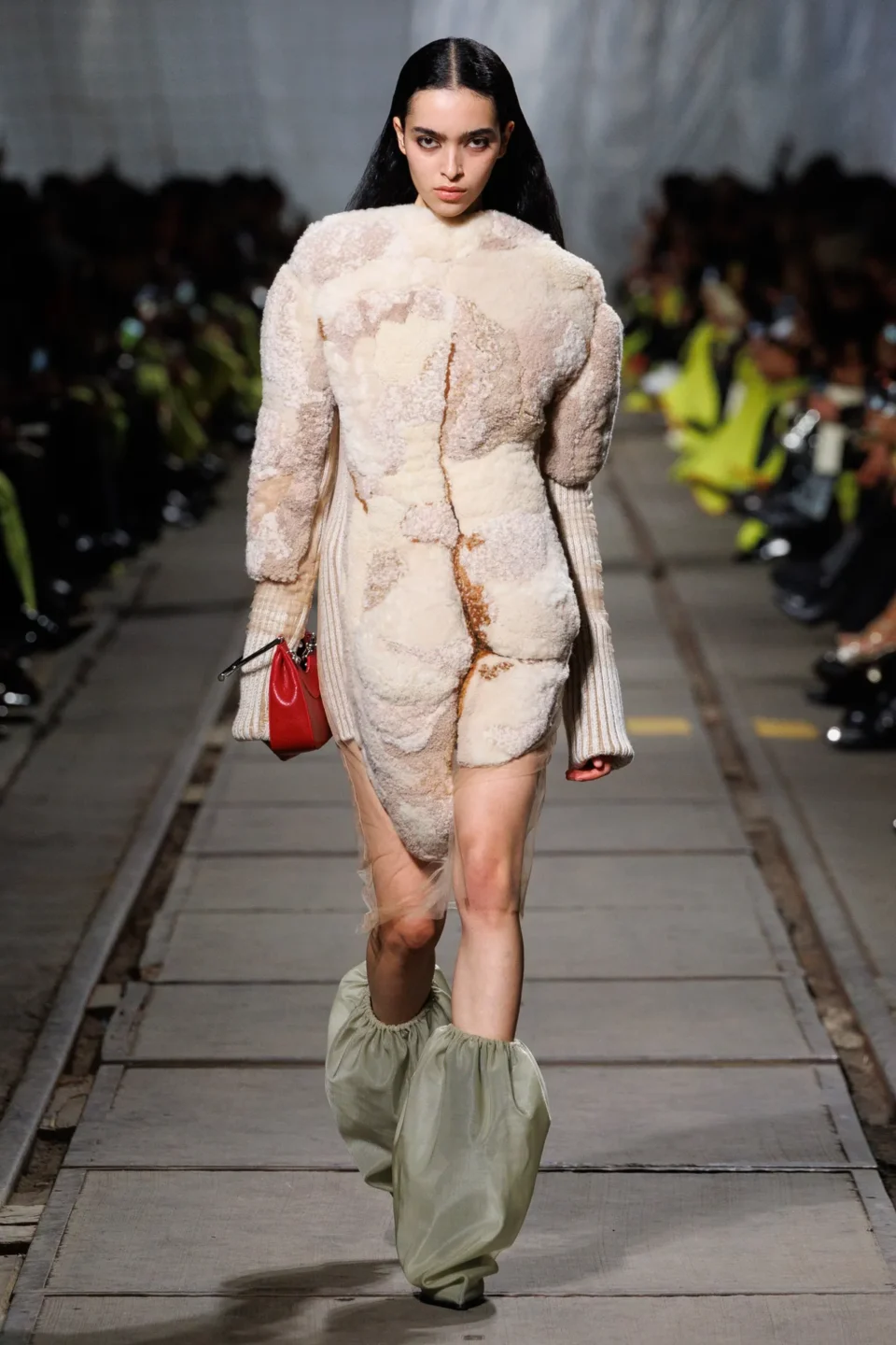 00034-alexander-mcqueen-fall-2024-ready-to-wear-credit-brand