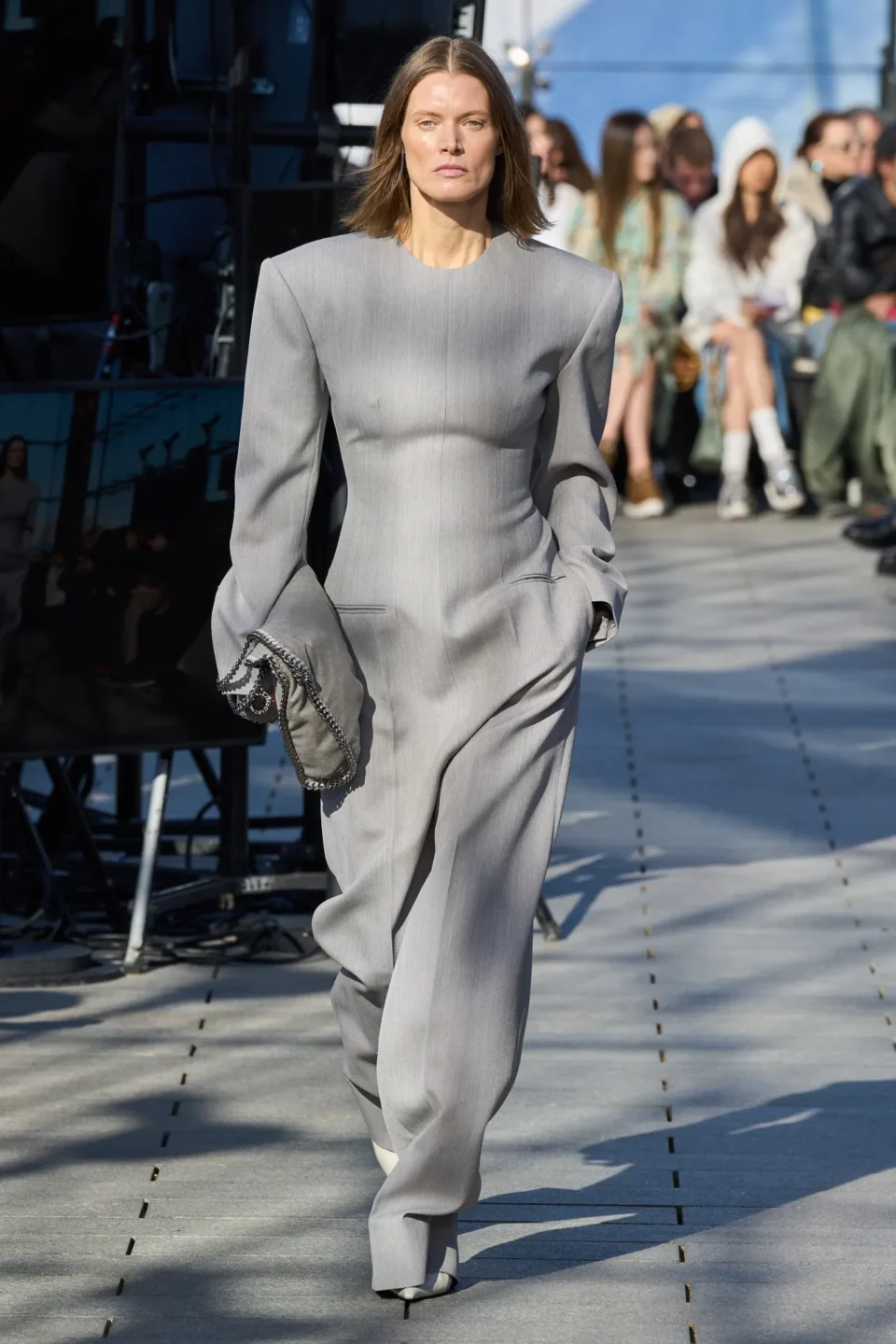 00035-stella-mccartney-fall-2024-ready-to-wear-credit-gorunway