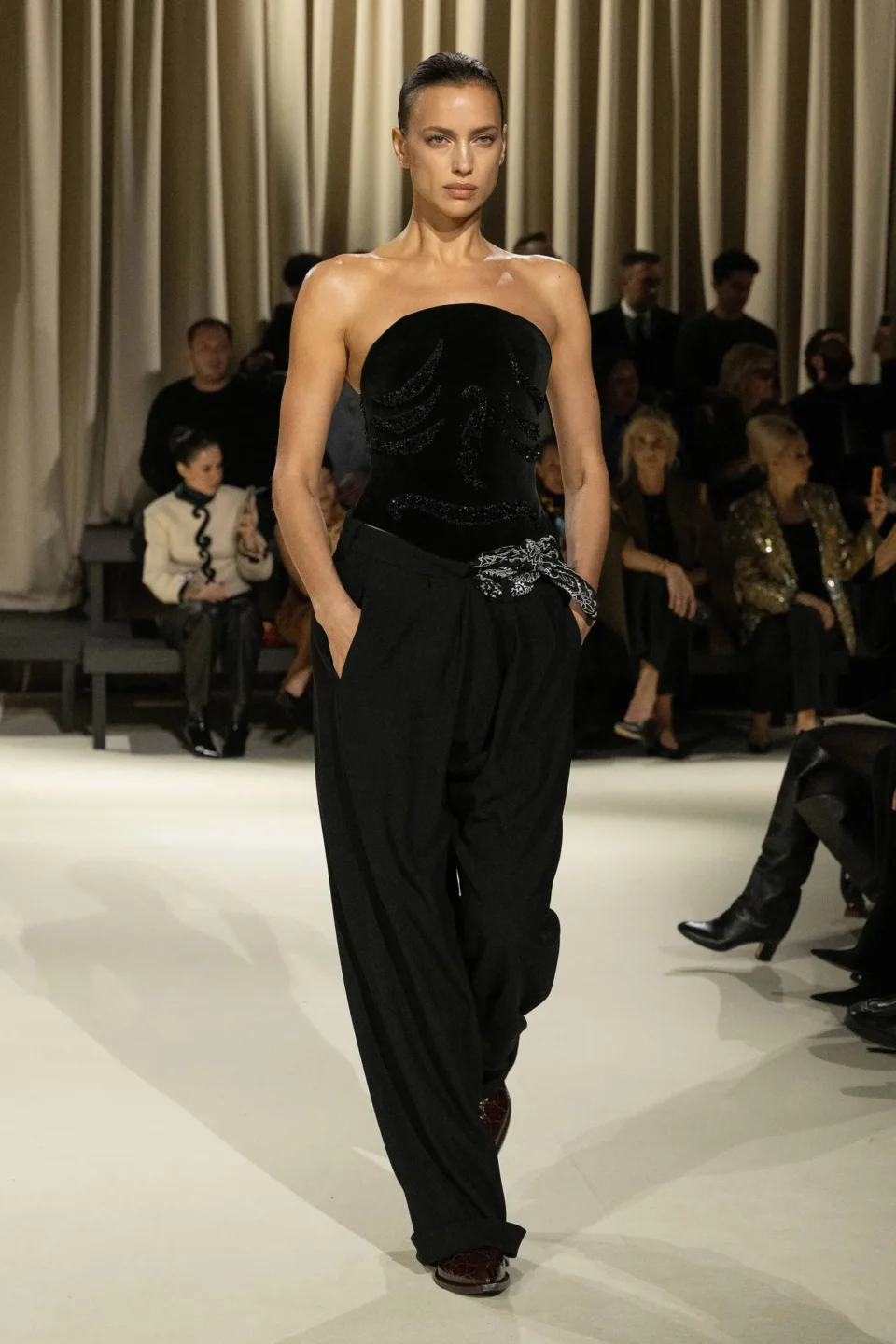 00036-schiaparelli-fall-2024-ready-to-wear-credit-brand