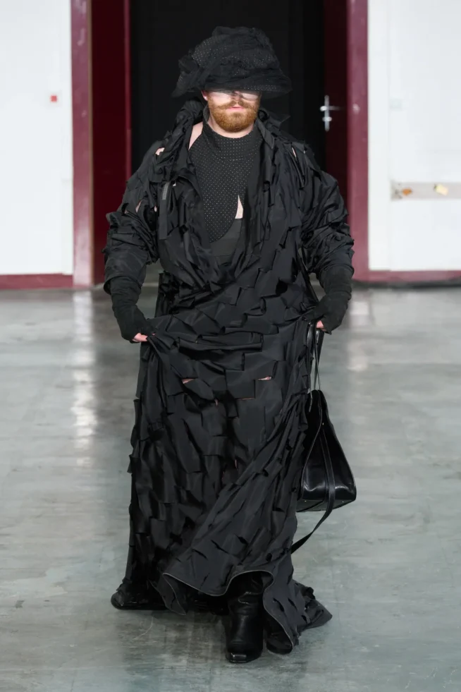 00037-andrea-kronthaler-for-vivienne-westwood-fall-2024-ready-to-wear-credit-gorunway