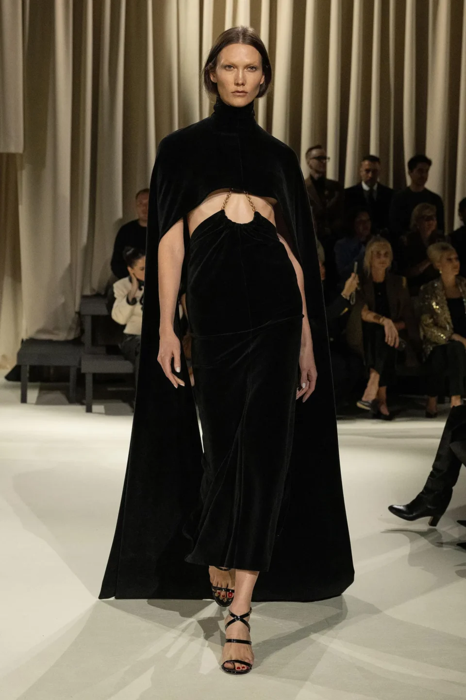 00037-schiaparelli-fall-2024-ready-to-wear-credit-brand