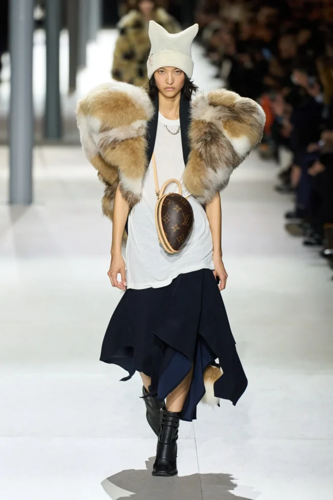 00040-louis-vuitton-fall-2024-ready-to-wear-credit-gorunway