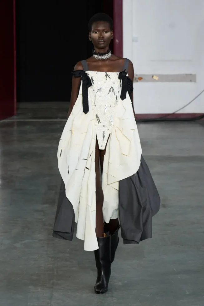00041-andrea-kronthaler-for-vivienne-westwood-fall-2024-ready-to-wear-credit-gorunway