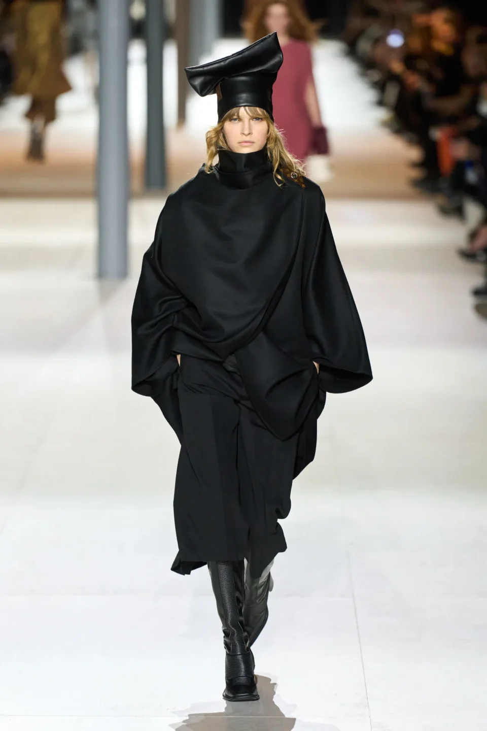 00044-louis-vuitton-fall-2024-ready-to-wear-credit-gorunway