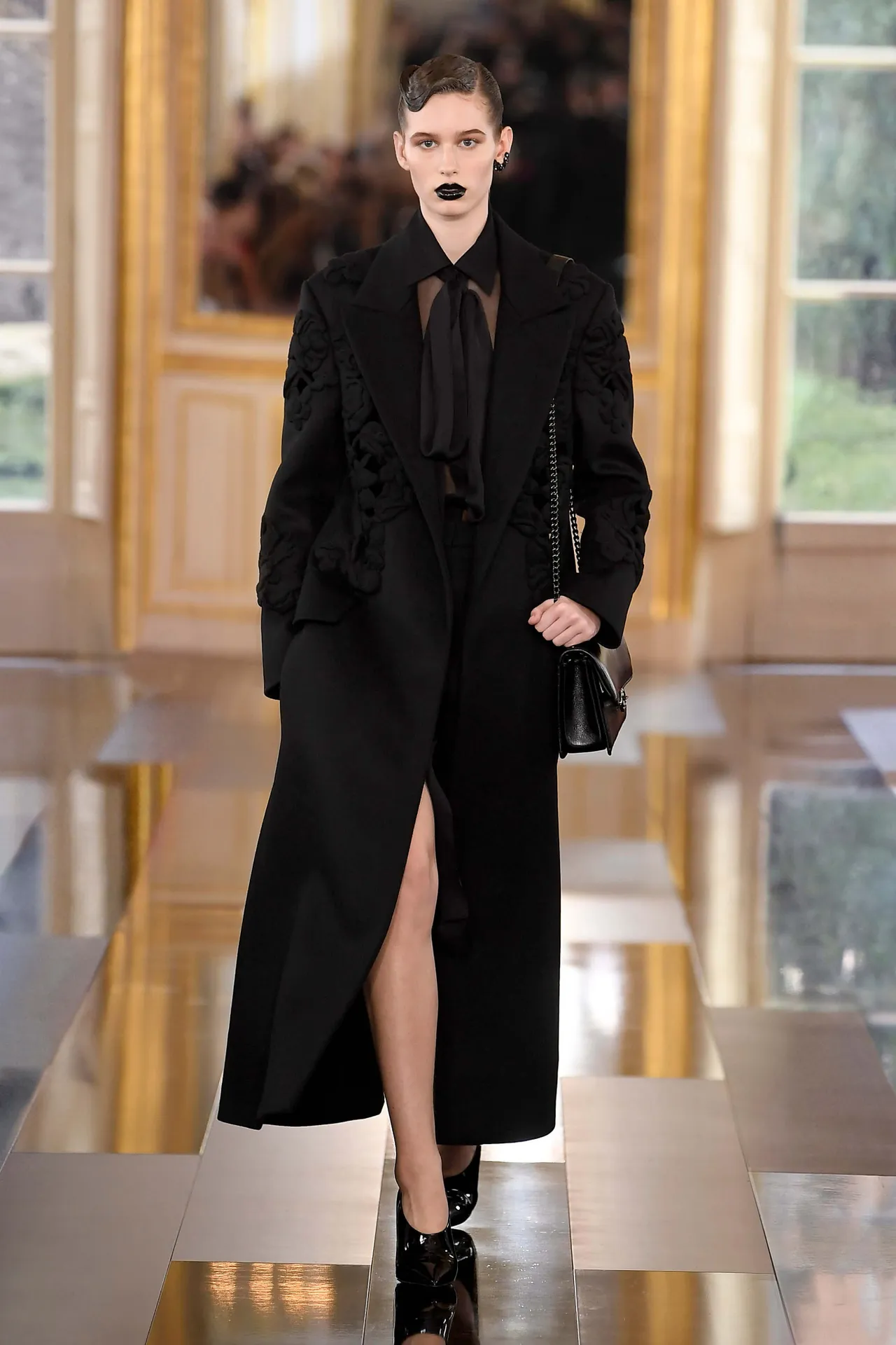 00044-valentino-fall-2024-ready-to-wear-credit-brand