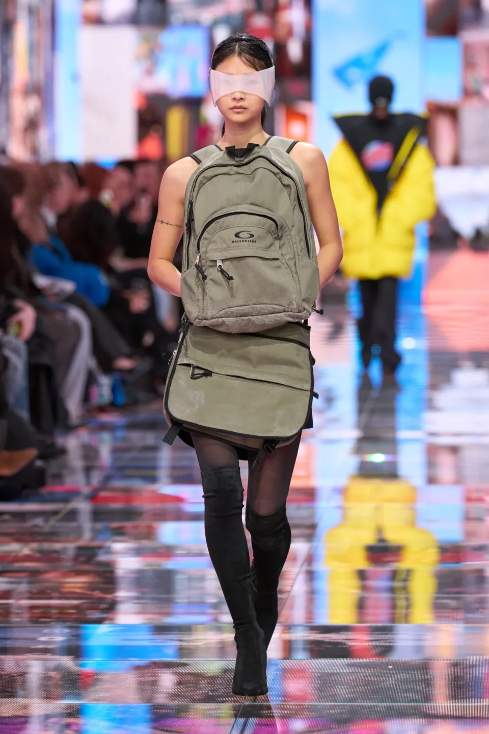 00050-balenciaga-fall-2024-ready-to-wear-credit-gorunway