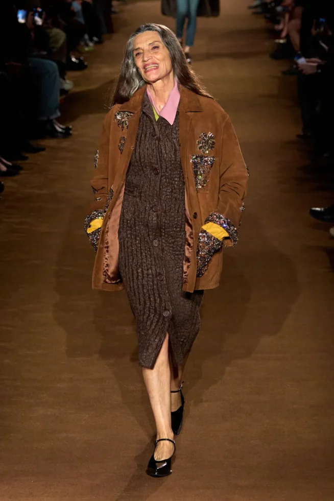 00061-miu-miu-fall-2024-ready-to-wear-credit-gorunway