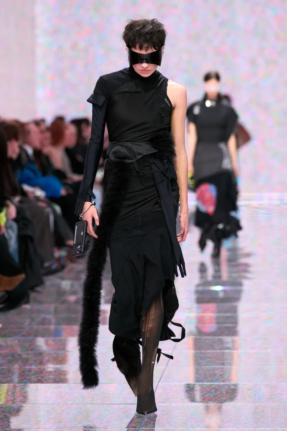 00064-balenciaga-fall-2024-ready-to-wear-credit-gorunway