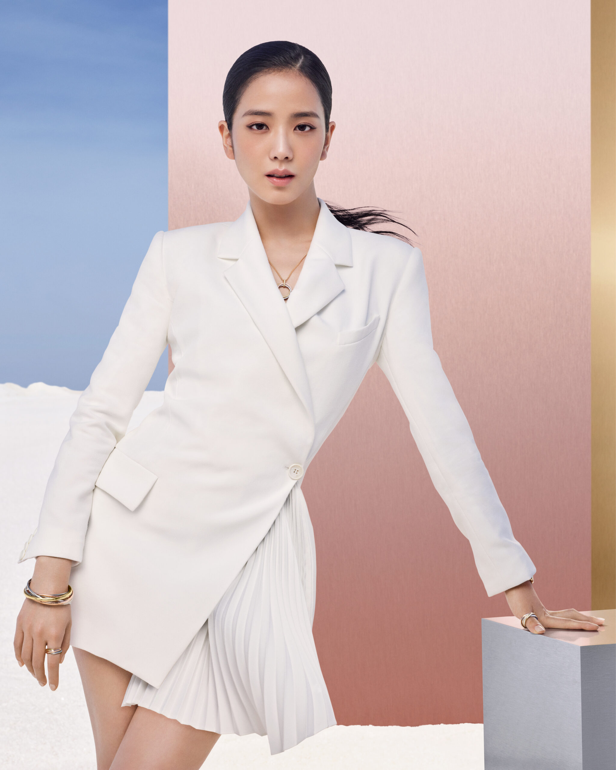 Jisoo e Paul Mescal na nova campanha da Cartier, a coleção da Supreme com a Maison Margiela e muito mais