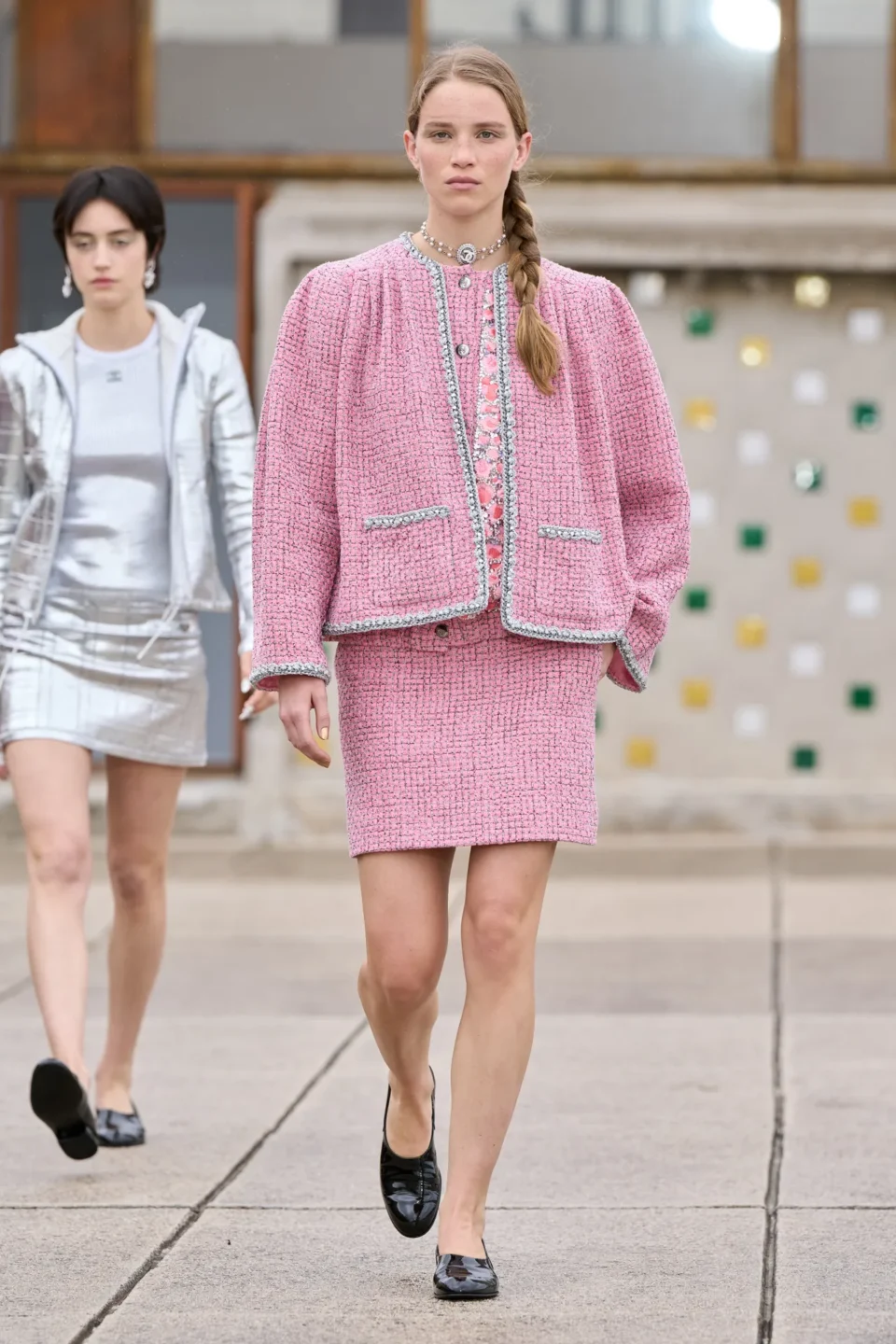 00011-chanel-resort-2025-credit-gorunway