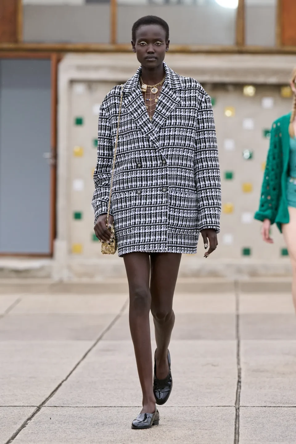 00015-chanel-resort-2025-credit-gorunway