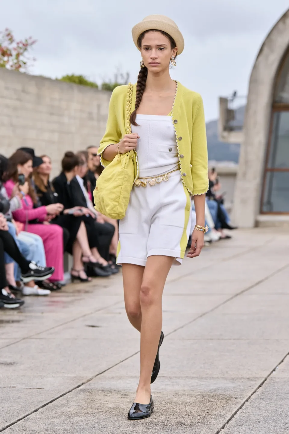00020-chanel-resort-2025-credit-gorunway