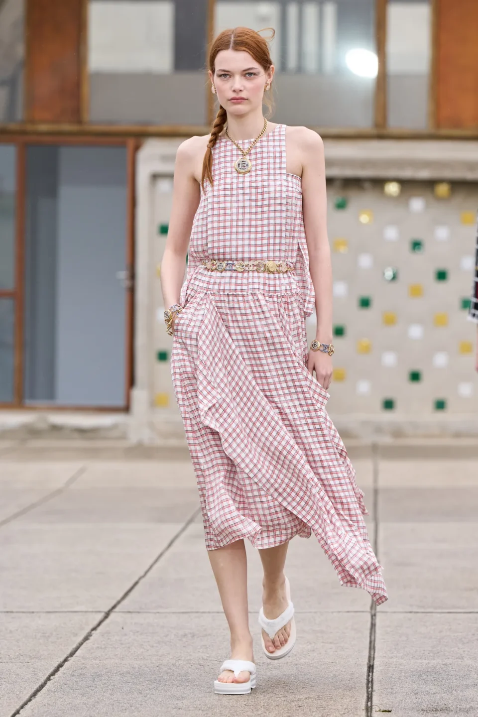 00033-chanel-resort-2025-credit-gorunway