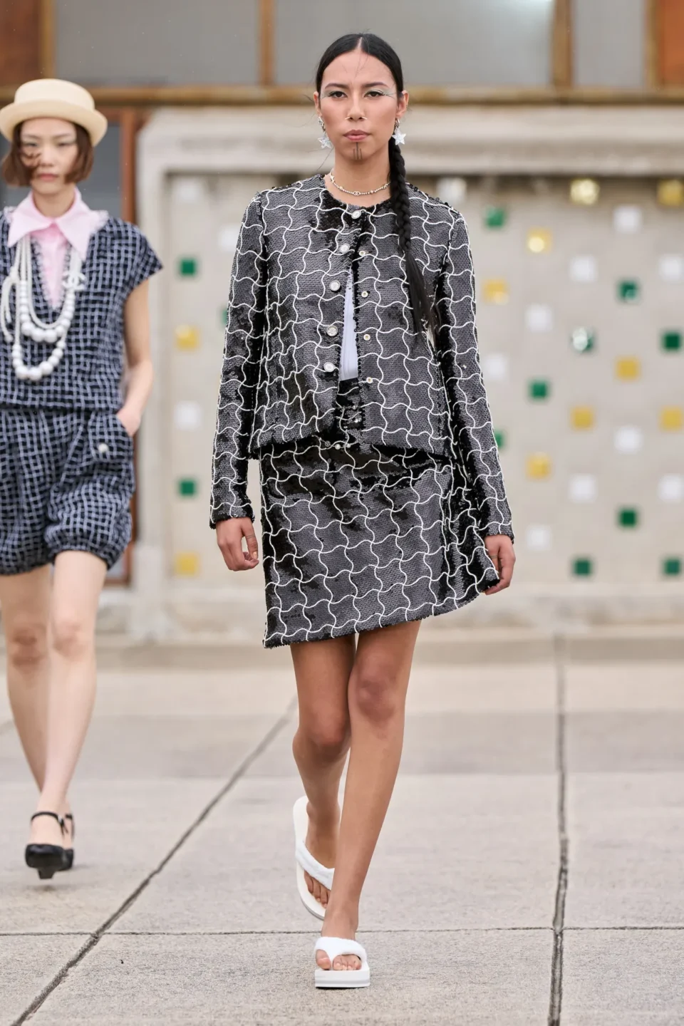 00045-chanel-resort-2025-credit-gorunway