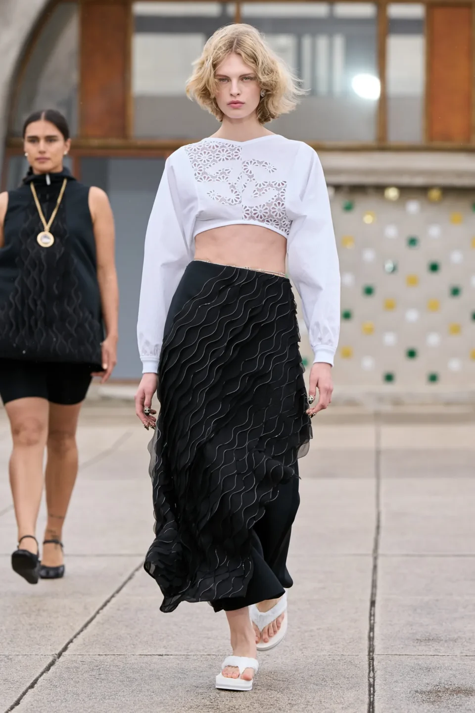 00051-chanel-resort-2025-credit-gorunway