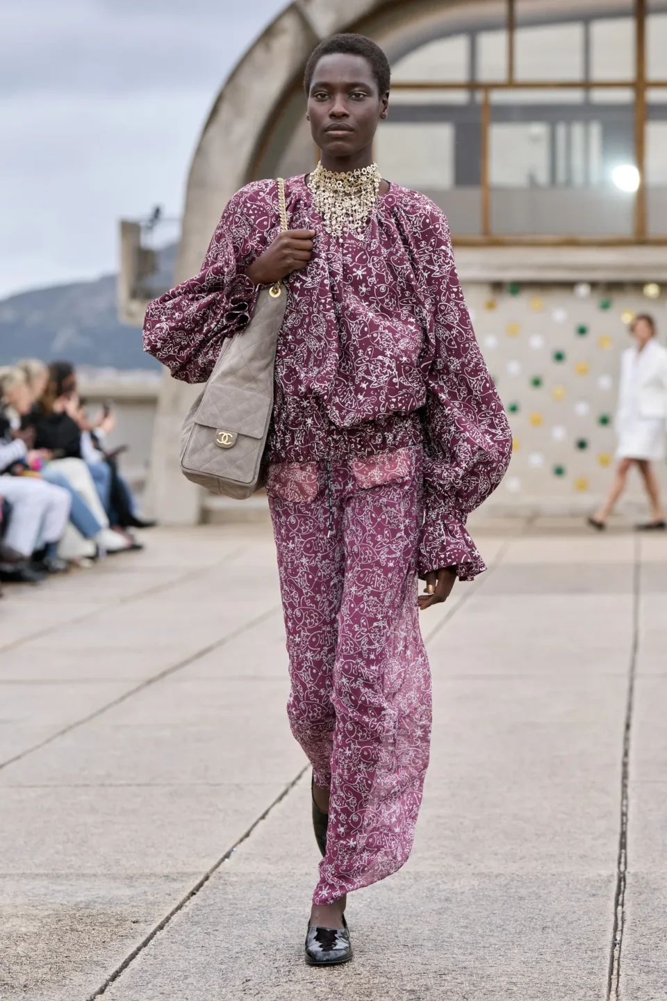 00064-chanel-resort-2025-credit-gorunway
