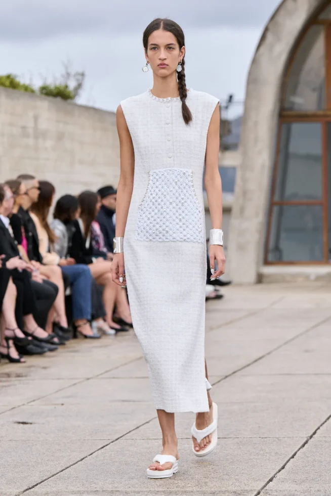 00068-chanel-resort-2025-credit-gorunway