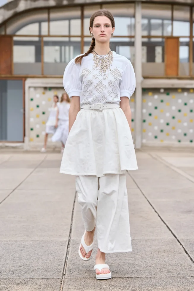 00070-chanel-resort-2025-credit-gorunway