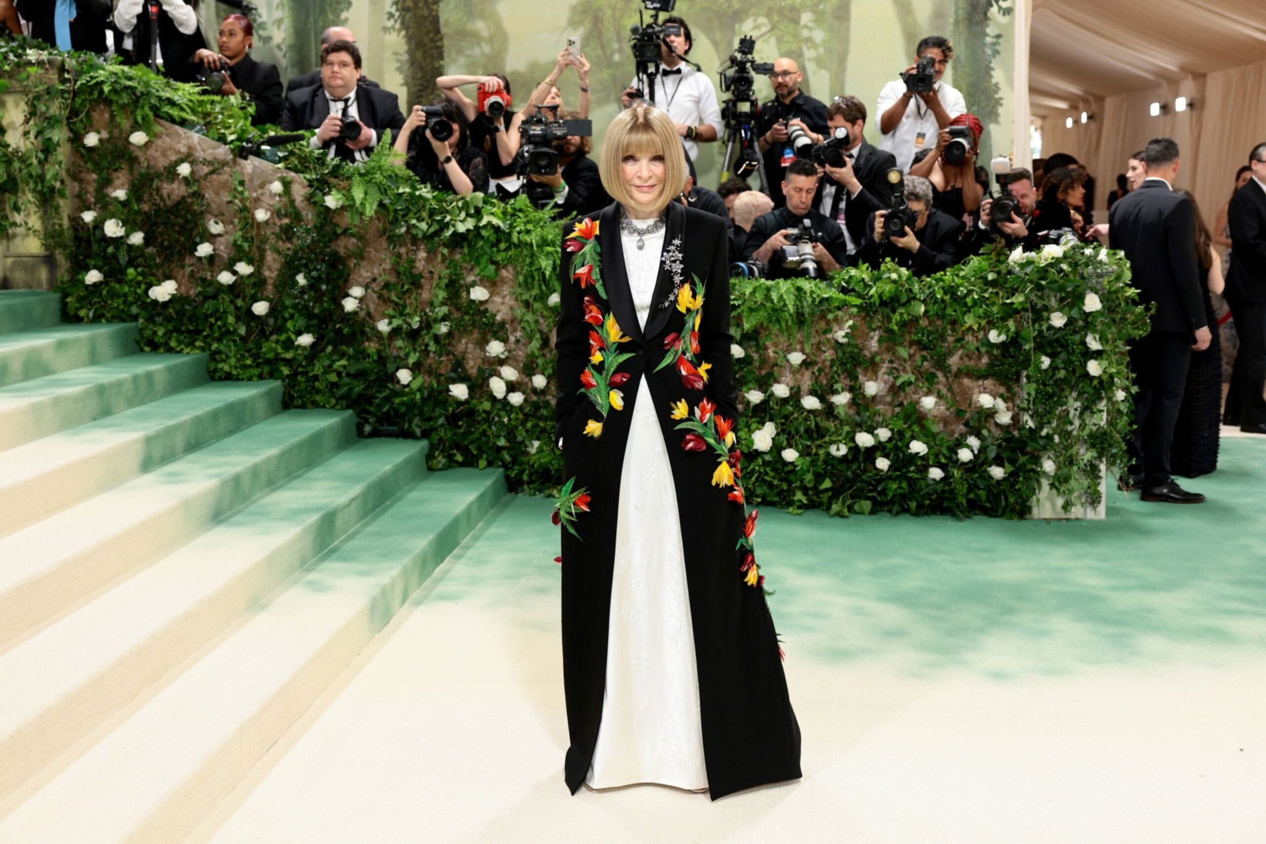 Anna Wintour usa Loewe para o Met Gala 2024